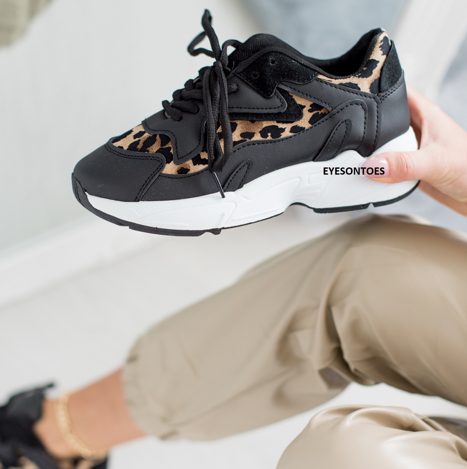 thick soled trainers womens